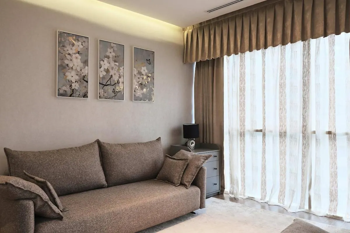 Elegant 2Br In Dubai Marina Daire